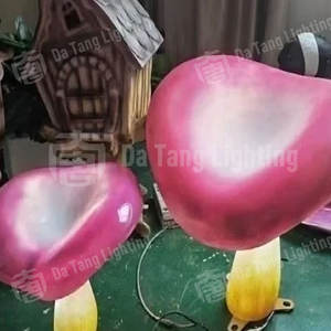 Luz decorativa con forma de hongo de la tierra de las hadas para parques temáticos, jardines y ambiente festivo - Product Image 1