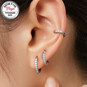 Pendientes de Aro de Titanio Freya AFTM F136 para Mujer, Joyería Fina para el Cuerpo, <span class=keywords><strong>Piercing</strong></span> de Titanio G23 con Zirconia para Nariz, Daith, Rook y <span class=keywords><strong>Tragus</strong></span> - Product Image 6
