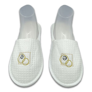 Pantoufles jetables épaissies de haute qualité à bas prix pour hôtel et spa pantoufles d'intérieur pour hôtel à domicile adaptées aux hommes et aux femmes - Product Image 4