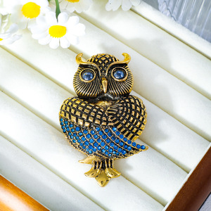 เข็มกลัดรูปนกฮูกวินเทจประดับเพชรพลอย สินค้าขายดีข้ามพรมแดนยุโรปและอเมริกา เหมาะสำหรับติดเสื้อผ้าและเสื้อโค้ท - Product Image 4