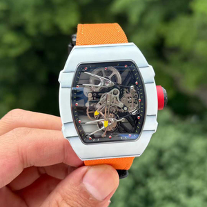 Reloj Mecánico Tourbillon YRM27-02 - Movimiento Flotante de Fibra de Carbono, Esfera de 42 mm, Resistente al Agua 3 BAR, Cristal de Zafiro - Product Image 2