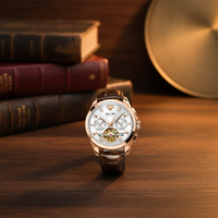 Montre de luxe OEM sportive avec bracelet en cuir véritable 20 mm, multifonctionnelle, quartz, or, diamants véritables, ajourée, lumineuse, 41 mm