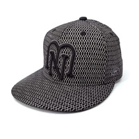 Gorra Snapback Bordada con Diseño Gótico Entrelazado MN para Hombre y Mujer, Negra y Gris, Estilo Urbano, Visera Plana, Ajustable, Nuevo Estilo