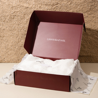 Ensemble d'emballage personnalisé pour vêtements LionwrapacK, boîte à courrier en carton ondulé avec sac anti-poussière en coton pour vêtements, robes, emballage cadeau
