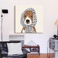 Seni Dinding Anjing Abstrak dengan Turban Lukisan Potret Hewan yang Unik Dekorasi Rumah Modern untuk Latar Belakang Sofa Ruang Tamu