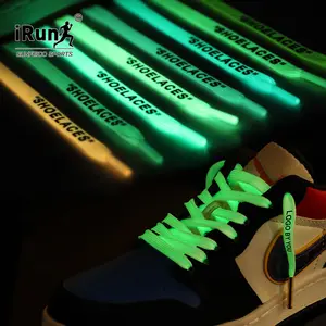 IRun 도매 폴리 에스터 다채로운 평면 빛나는 신발 끈 사용자 정의 인쇄 로고 빛나는 끈 패션 형광 신발 끈