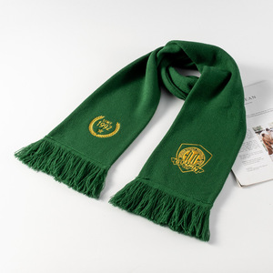 Écharpe <span class=keywords><strong>de</strong></span> football carrée en <span class=keywords><strong>soie</strong></span> jacquard rayée avec logo brodé <span class=keywords><strong>pour</strong></span> hommes, style club musulman - Product Image 3