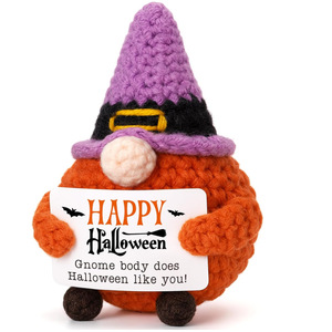 Muñeca de Ganchillo Hecha a Mano, Serie Halloween y Navidad, Figura Decorativa para Aliviar el Estrés - Product Image 5