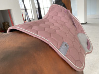 Tapis de selle équestre en coton respirant et antidérapant pour sports de plein air, doux pour la peau, vente chaude