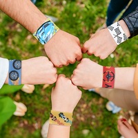 Bracelet élastique à thème automobile pour compétition de course, réunion de famille, jouet éducatif pour enfants, voiture de course