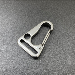 304 Thép Không Gỉ Tam Giác <span class=keywords><strong>Olecranon</strong></span> <span class=keywords><strong>Clip</strong></span> Hook Carabiner 20Mm HK Snap Hooks <span class=keywords><strong>Clip</strong></span> Dây Đeo Khóa Ngoài Trời Các Bộ Phận - Product Image 1