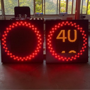 Panneaux de signalisation routière LED 18 pouces, impression numérique, alerte visuelle, panneau composite aluminium-plastique, affichage de la limite de vitesse sur autoroute - Product Image 1