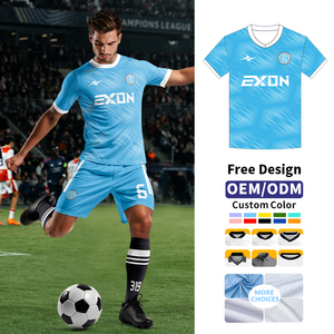 Maillot de football de qualité supérieure avec emblème en silicone, uniforme de match professionnel pour compétition de haut niveau - Product Image 1