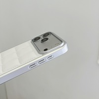 Étui de téléphone matelassé à motif quadrillé en similicuir avec grande fenêtre pour appareil photo, antichoc et protecteur pour iPhone 18 Pro Max