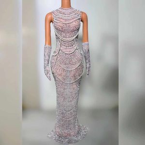 Vestido de Cóctel Elegante para Mujer con Decoración de Pedrería, Perlas de Lujo y Cuello Francés - Product Image 1
