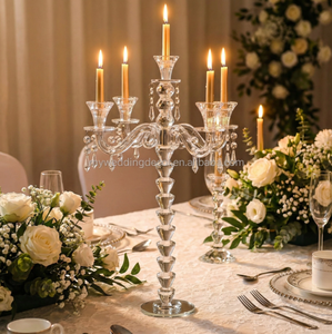 Candelabre de mariage moderne de haute qualité K62 à 5 bras en cristal transparent avec couvercle en verre tubulaire, centre de table, porte-bougie - Product Image 1