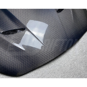 ฝากระโปรงคาร์บอนไฟเบอร์ลายรังผึ้งสไตล์ MBJ สำหรับ Infiniti Q60 ปี 2016-2022 - Product Image 2
