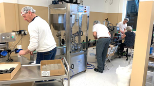 2 رؤساء مرهم محلول الفازلين مستحضرات التجميل غسول كامل ماكينة الحشو الأتوماتيكية - Product Image 5