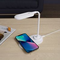 Lampe de bureau à LED directe d'usine avec chargeur sans fil Lampes de bureau de lecture à intensité variable pour le contrôle tactile du bureau à domicile