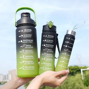 Lot de 3 Bouteilles d'Eau en Plastique Dégradé Portable Givré 2L, 2000ml, 800ml, 280ml – Vente en Gros - Product Image 1