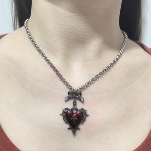 Collier en métal style gothique punk sombre avec pendentif cœur, nœud et croix, en acier titane, chaîne en O, style rétro, tendance - Product Image 1