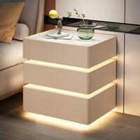 Table de chevet flottante, ensemble de 2 tables de chevet avec station de charge rapide, meubles de chambre à coucher modernes au design moderne