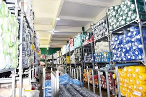 <span class=keywords><strong>Tela</strong></span> de Malla Espaciadora 3D Dorada 100% Poliéster, <span class=keywords><strong>Tela</strong></span> de Malla Económica para Prendas, Autos, Equipaje, Niñas - Product Image 5