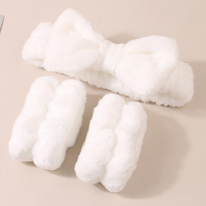 Soft Plush Waterproof Women's and Girls' Three-Piece Set Face Wash Headband Wrist Strap <strong>Scrunchie</strong> Hairband - Product Image 2