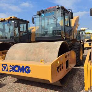 China Famous Brand 22 Tons XS223J <b>Road</b> <b>Roller</b> Good Condition <b>Used</b> Model XS223J XS223 Wheel <b>Road</b> <b>Roller</b> For sale - Product Image 5