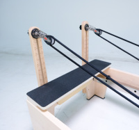 Reformer de Pilates portable haut de gamme en bois d'érable pour usage domestique et en studio commercial, équipement d'exercice de yoga avec bienfaits pour le corps
