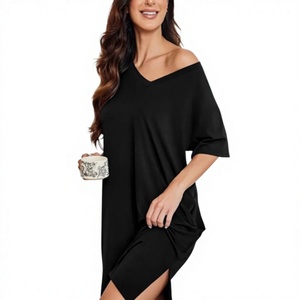 Camiseta de Dormir Premium 100% Algodón, Cuello Redondo, Manga Corta, Cuello en V, Estilo Minimalista, Informal, para Mujer - Product Image 3