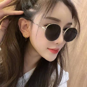 نظارات نسائية معدنية دائرية عالية الحجم مضادة للضوء الأزرق ، إطار نظارات بصرية بوصفة طبية للرجال C - Product Image 3