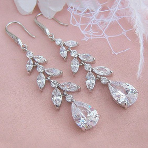 Orecchini Pendenti a Goccia con Zirconi e Foglie, Eleganti Gioielli da Sposa per Donne - Product Image 3