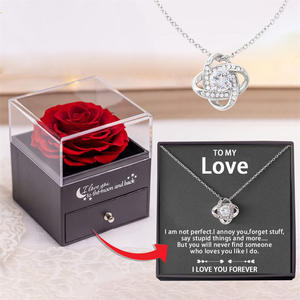 Collier pendentif en zircon creux à enroulement de ligne avec boîte-cadeau et carte de message à mon amour - Product Image 1