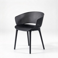 Chaises de salle à manger en plastique noir ajouré, design moderne et contemporain, pour la maison et l'hôtellerie (vente en gros)