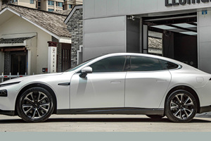 Car Vinyl <b>Wrap</b> Film metallic <b>white</b> PET Metallic High Gloss Air Release Anti Scratch Full Body Automotive Color Changing Film - Product Image 3