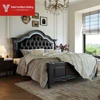 Lit en bois massif de style américain, lit double en acajou de style rétro, lit capitonné en cuir noir français pour chambre principale