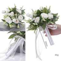 Bouquet de mariée en roses artificielles blanches avec feuilles vertes, ruban en soie blanc, fleur élégante pour la mariée, cérémonie de mariage
