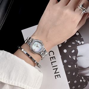<span class=keywords><strong>Montre</strong></span> pour <span class=keywords><strong>femme</strong></span> Scottie 9781, nouvelle <span class=keywords><strong>montre</strong></span> à quartz tendance, <span class=keywords><strong>montre</strong></span>-bracelet décontractée pour <span class=keywords><strong>femme</strong></span>, <span class=keywords><strong>montre</strong></span> vintage dorée pour <span class=keywords><strong>femme</strong></span>, <span class=keywords><strong>montre</strong></span> étanche pour <span class=keywords><strong>femme</strong></span> - Product Image 5