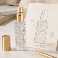 Flacon pulvérisateur de parfum en verre 10 ml, rechargeable, texture taillée bijou, brume fine, capuchon doré, personnalisable OEM, portable, voyage