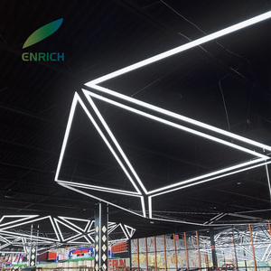 Lampada a Sospensione LED Lineare a Forma di Battito Cardiaco Personalizzabile, Illuminazione RGBW per Palestre con Controllo APP/Musica - Product Image 5