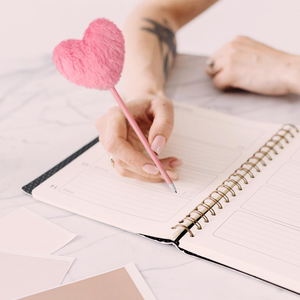 Coloré décoratif mode belle mignon coeur forme en peluche gonflé moelleux stylos à bille école fournitures de bureau utiliser cadeau - Product Image 6