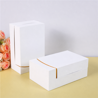 Boîte-cadeau d'affichage en carton d'or haut de gamme avec boîtes en papier de qualité supérieure avec logo bronzé