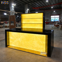 Comptoir de Bar pour la maison, photos à la mode, bonne éloge, éclairage, petite pierre translucide, comptoir de Bar pour la maison avec armoire arrière