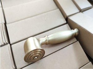 Pomme de douche à main en laiton, design traditionnel antique, haute pression, économie d'eau, utilisation hôtelière, pomme de douche à effet pluie, robinet de salle de bain - Product Image 6