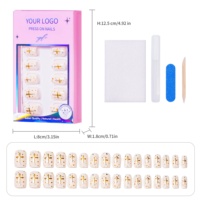 Faux ongles de luxe à presser, courts, carrés, réutilisables, en ABS, blancs, personnalisés, faits à la main