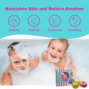 Nhãn Hiệu Riêng Giáng Sinh Spa Sản Phẩm Hữu Cơ Handmade Bathbomb Hương Liệu Fizzy Trẻ Em Bánh Rán Tắm Bom Bộ Quà Tặng - Product Image 5