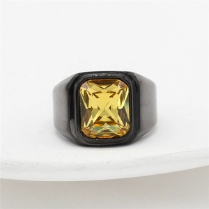 2025 mode Offre Spéciale commerce extérieur bijoux européen et américain personnalisé rétro Viking <span class=keywords><strong>Triangle</strong></span> hommes titane acier anneau - Product Image 6