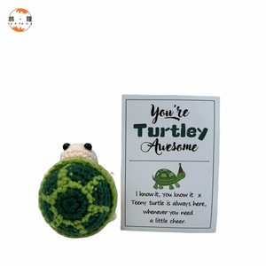 Nueva llegada Kit de ganchillo DIY Material Pack Inglés Instrucción principiantes crochet kit Standing Turtle <span class=keywords><strong>woobles</strong></span> crochet kit animales - Product Image 1