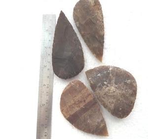 Ágata India hecha a mano 3 pulgadas ágata jaspe bifaces piedras preciosas puntas de flecha estilo mascota para recuerdos - Product Image 1